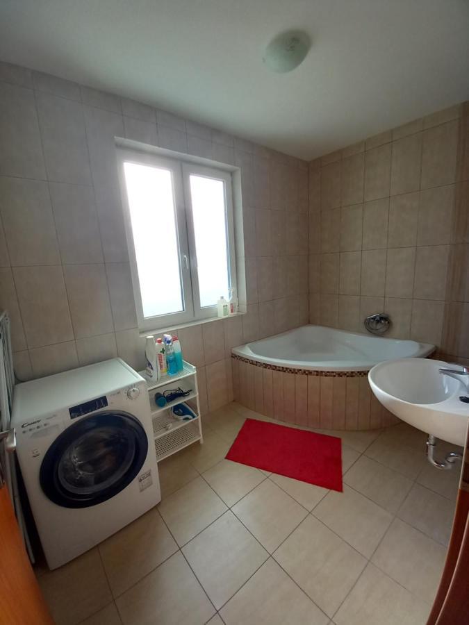 Thermal Apartman Hajduszoboszlo Exterior foto