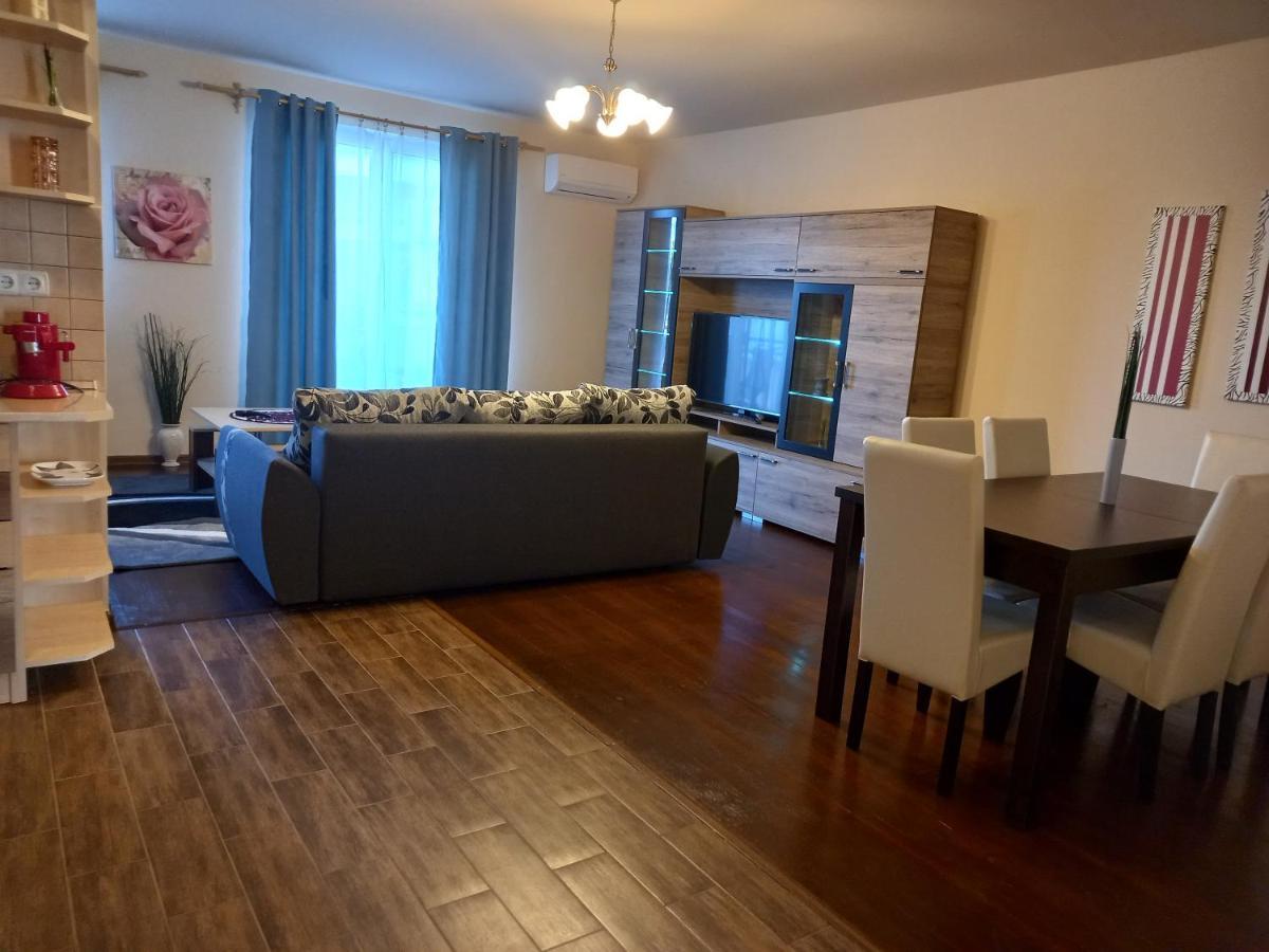 Thermal Apartman Hajduszoboszlo Exterior foto